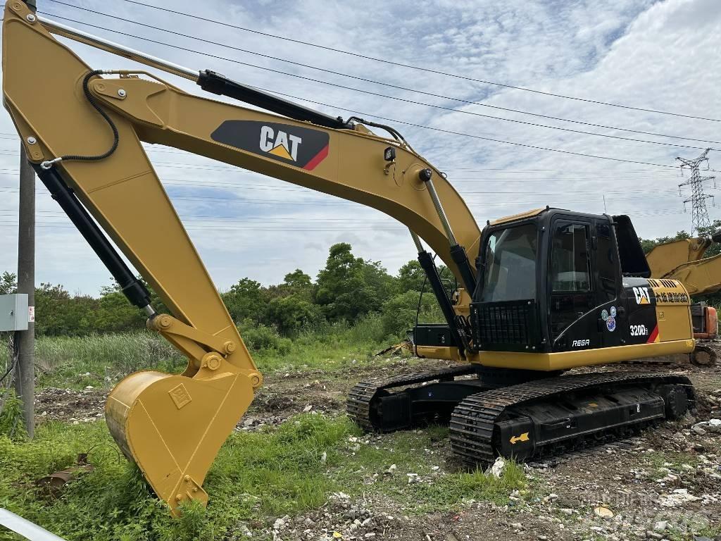 CAT 320 D 履带挖掘机
