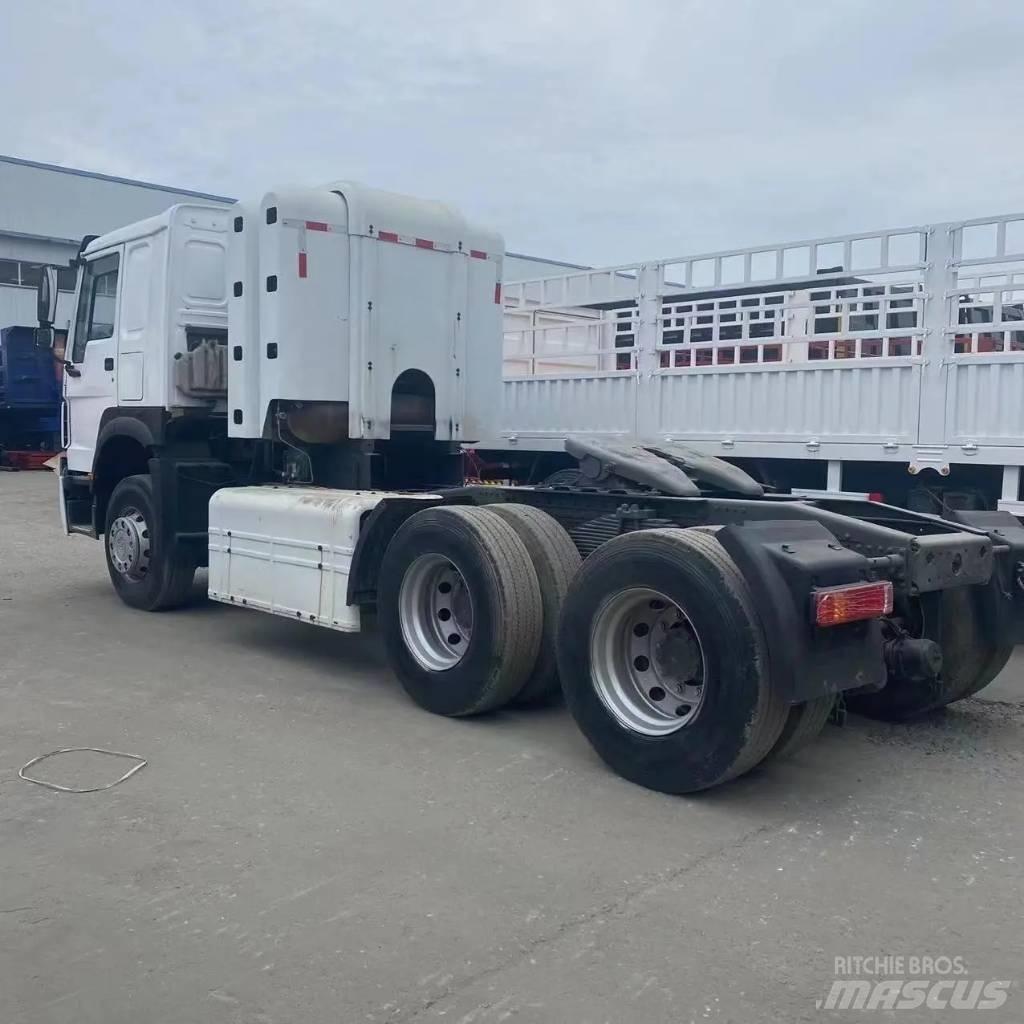 Howo 380 6x4 牵引车