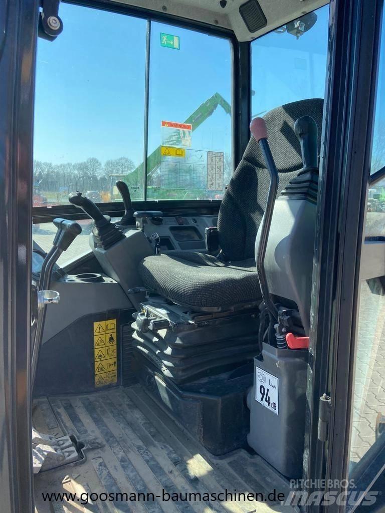 Bobcat E 35 小型挖掘机