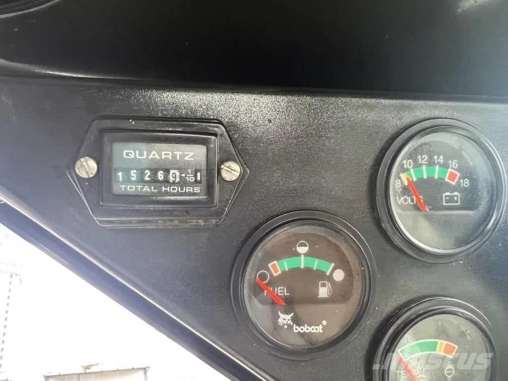 Bobcat S 450 滑移装载机
