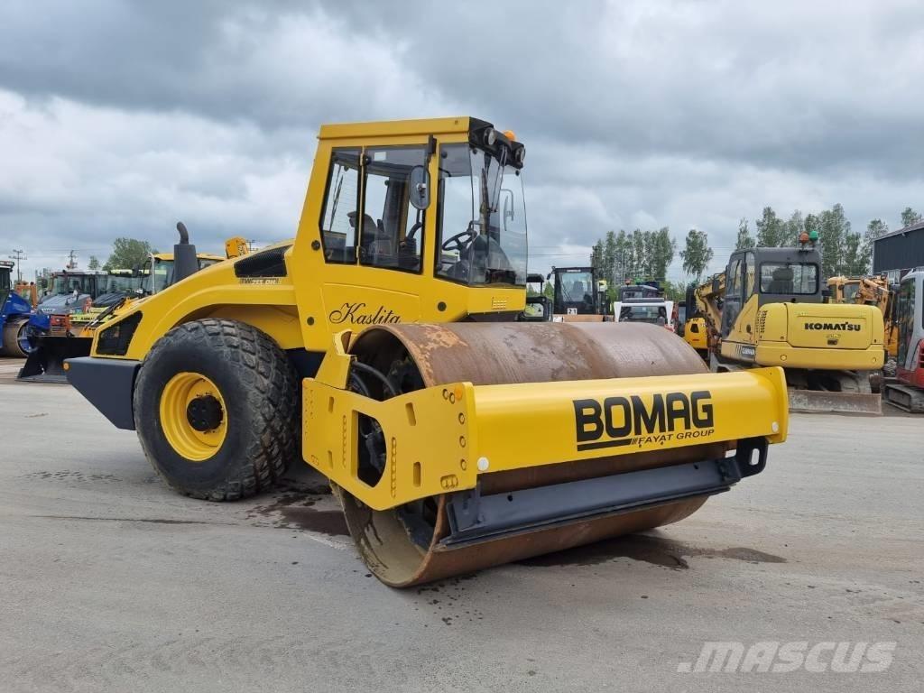 Bomag BW 213 D H-4 单轮压路机