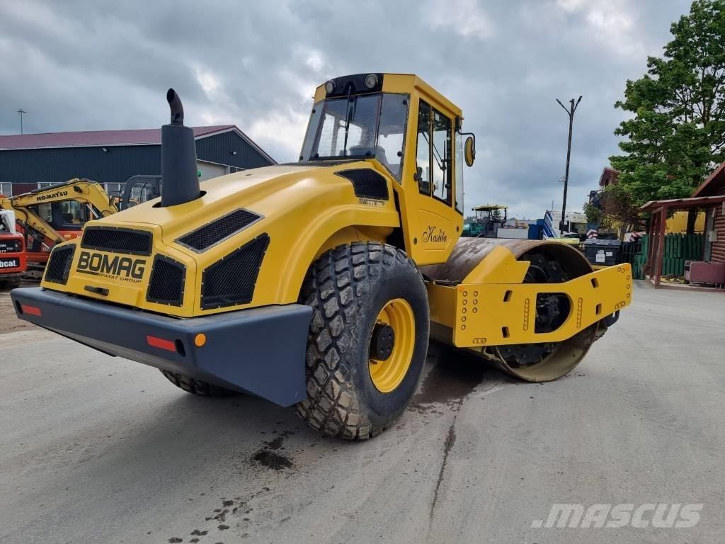 Bomag BW 213 D H-4 单轮压路机
