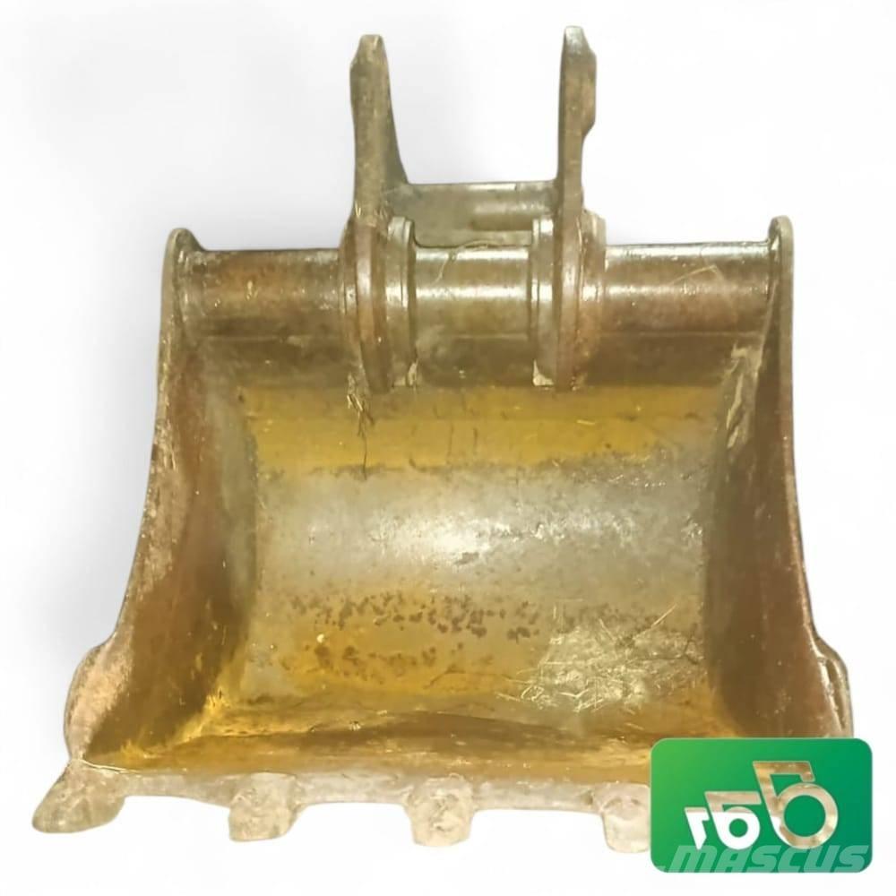 JCB 3CX 750mm Bucket 底盘和悬架