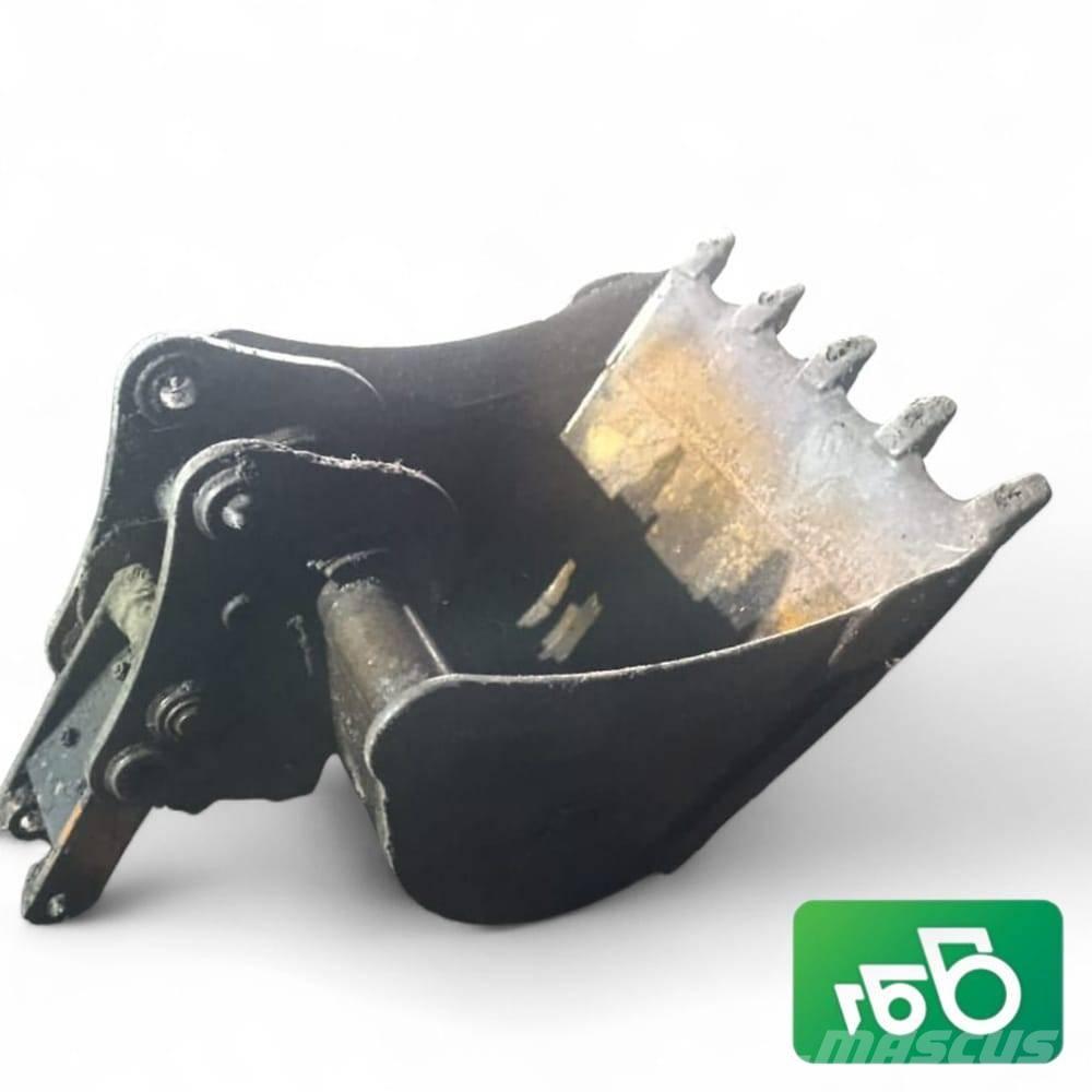 JCB 3CX 750mm Bucket 底盘和悬架