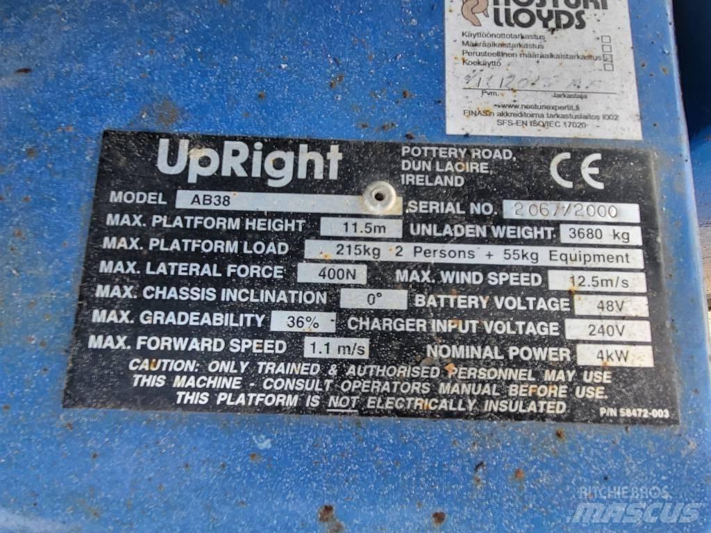 UpRight AB38N 曲臂高空工作平台