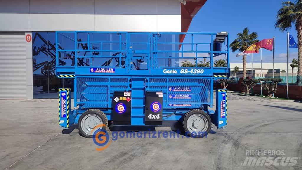 Genie GS 4390 RT 剪叉式升降机
