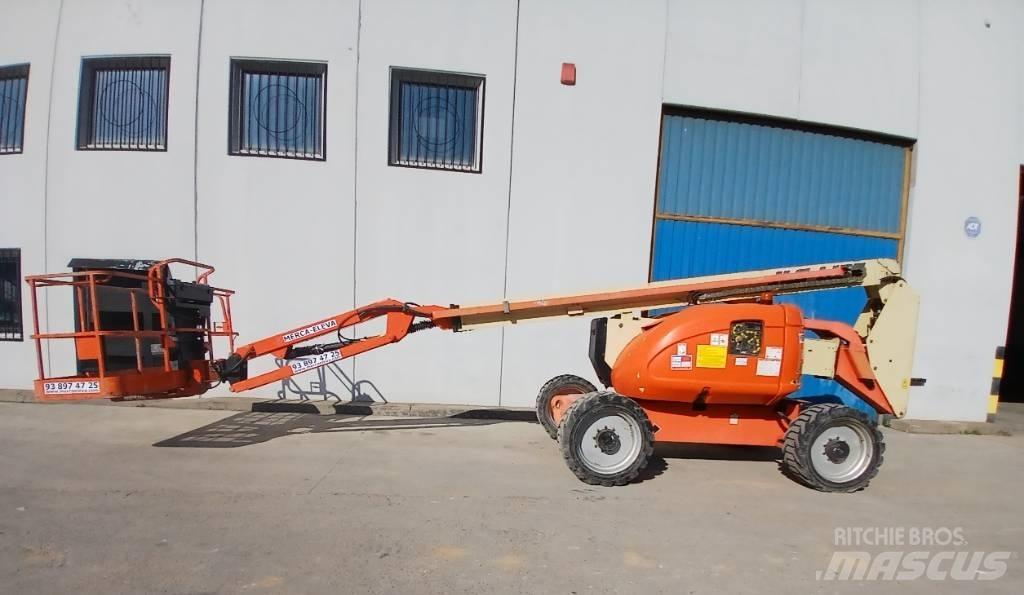 JLG 600 AJ 曲臂高空工作平台
