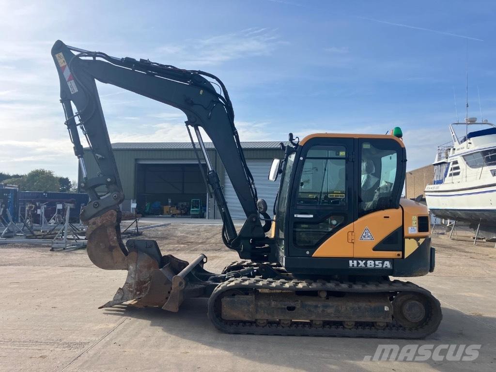 Hyundai HX 85 A 中型挖掘机