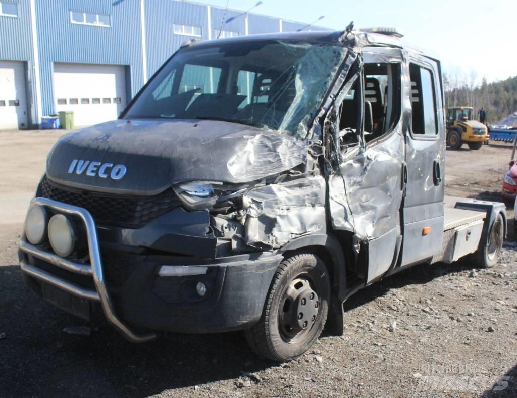 Iveco Daily 35 商务面包车