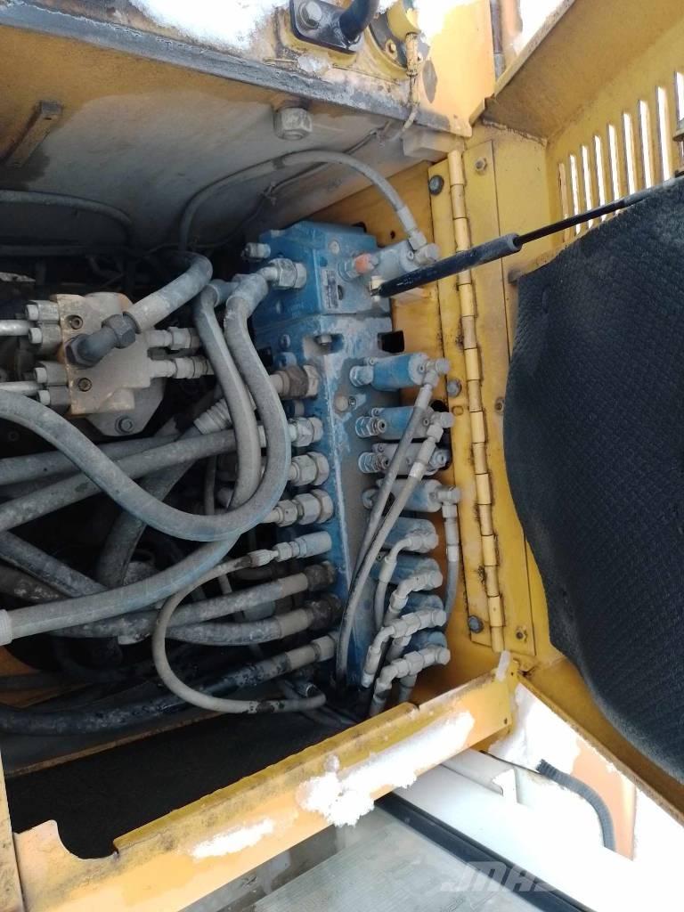 Liebherr A 308 轮式挖掘机