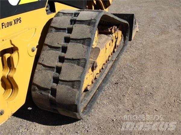 CAT 289 D 滑移装载机