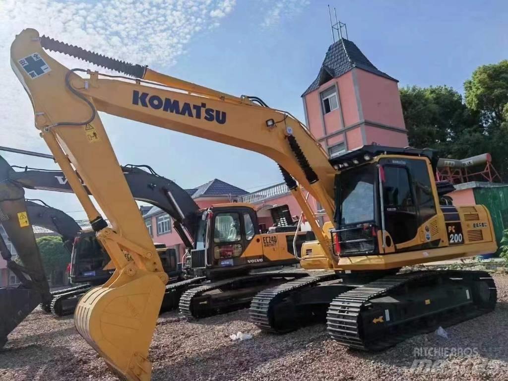 Komatsu PC 200 履带挖掘机