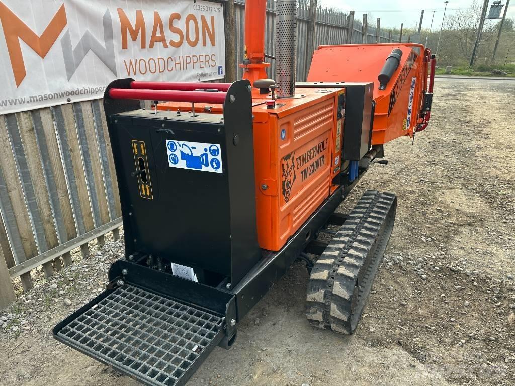 Timberwolf TW230VTR 木材削片机