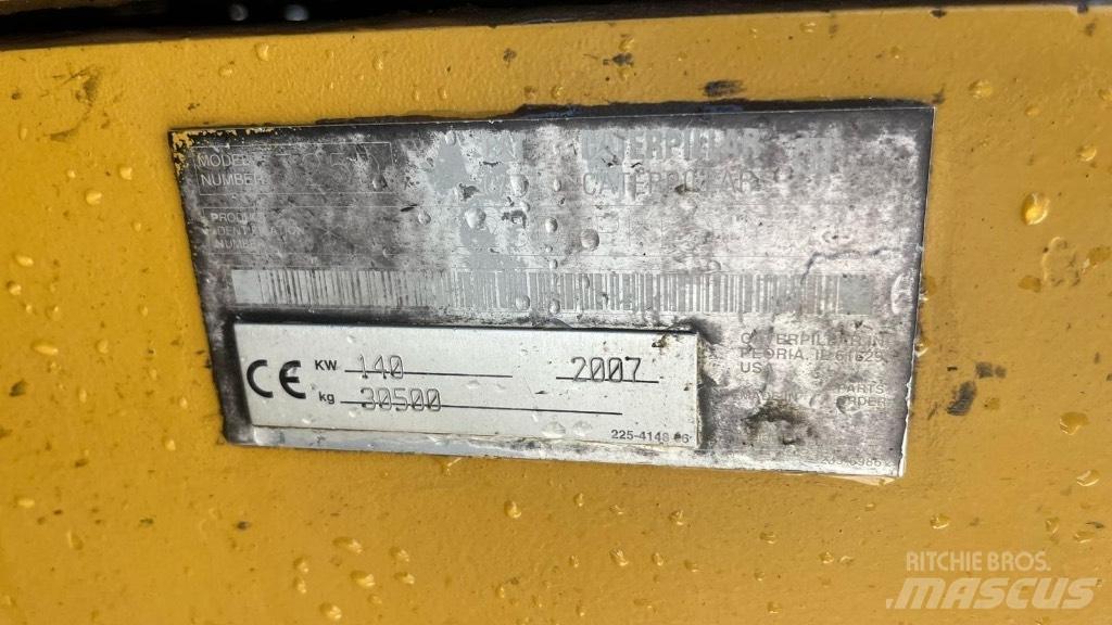 CAT 325DLN 履带挖掘机