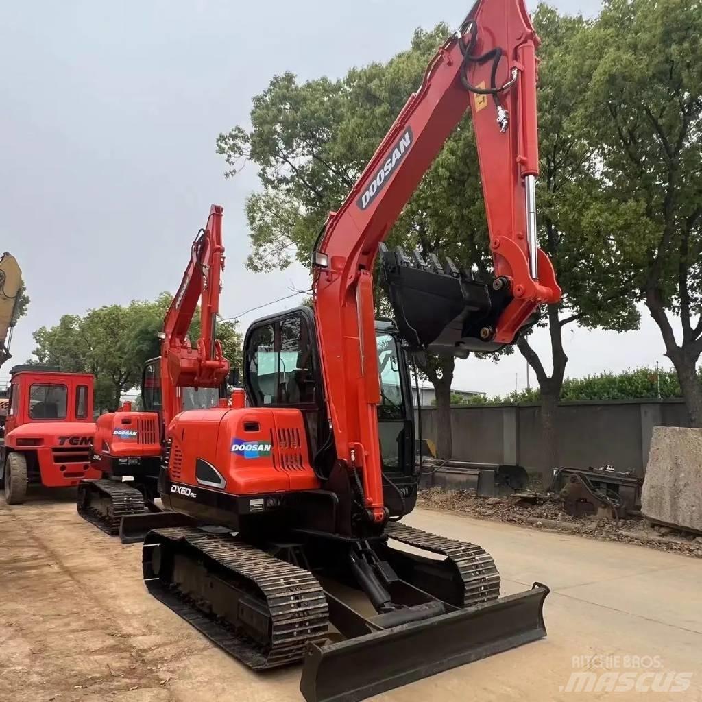 Doosan DX 60-9C 小型挖掘机