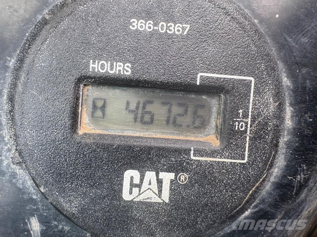 CAT 315 履带挖掘机
