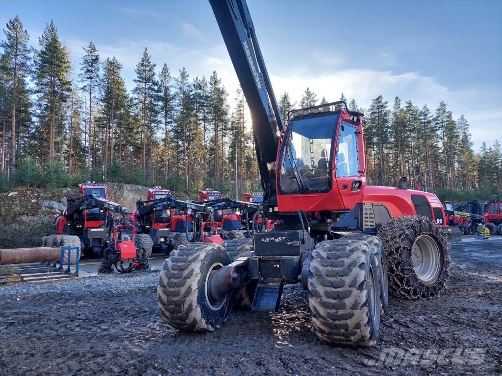 Komatsu 911 收割机