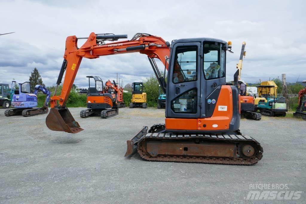Hitachi ZX55UR-5B 小型挖掘机