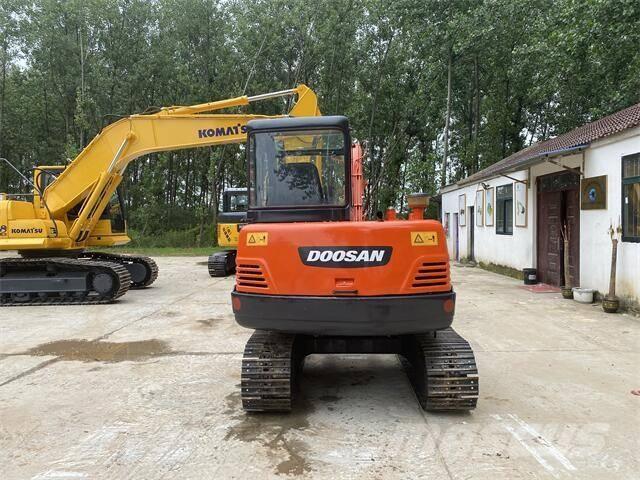 Doosan DH55 小型挖掘机