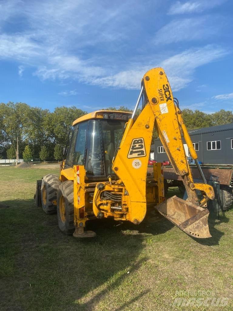 JCB 3 CX Super 反铲装载机