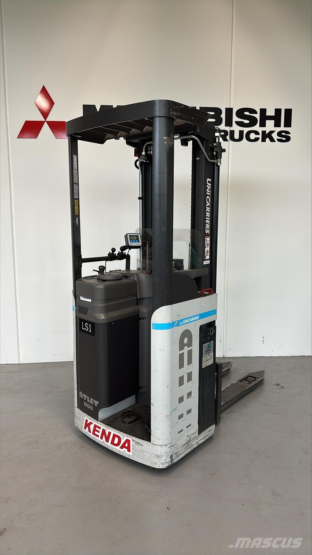 Atlet A160 行走式堆垛机