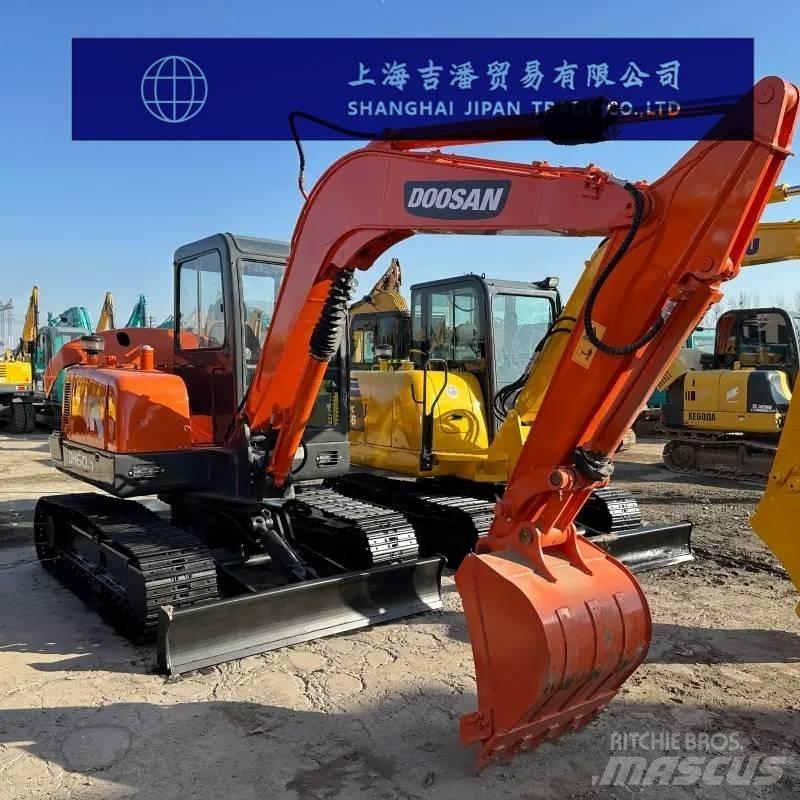 Doosan DH 60-7 小型挖掘机