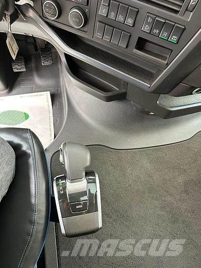 Volvo FH500 牵引车