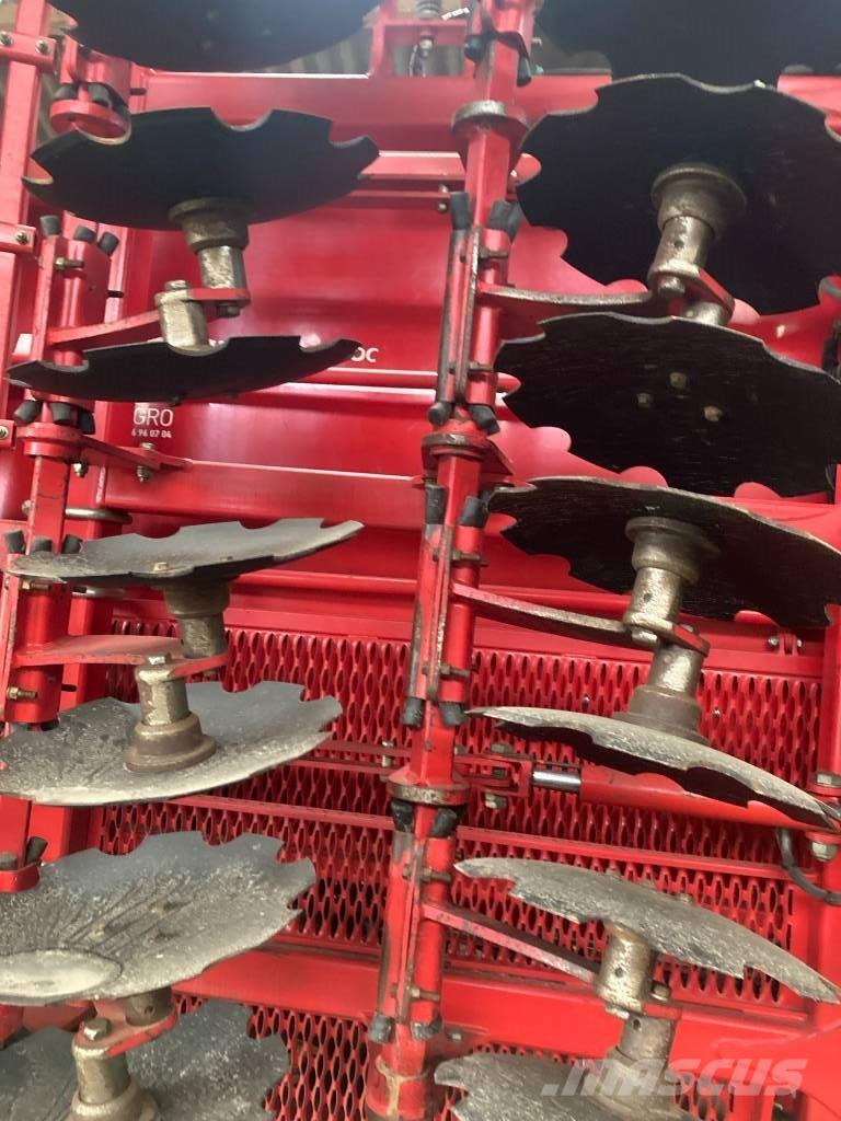 Horsch PRONTO 6DC 多功能条播机