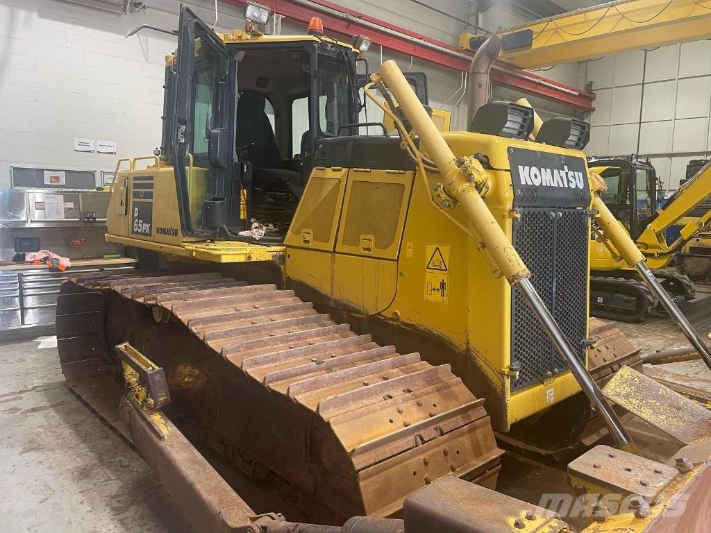 Komatsu D 65 PX-18 履带式推土机