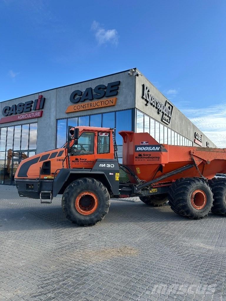 Doosan DA 30 铰接式自卸车