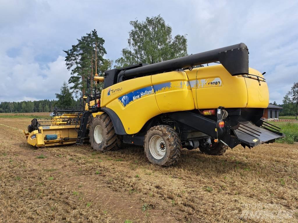 New Holland CX 8080 联合收割机