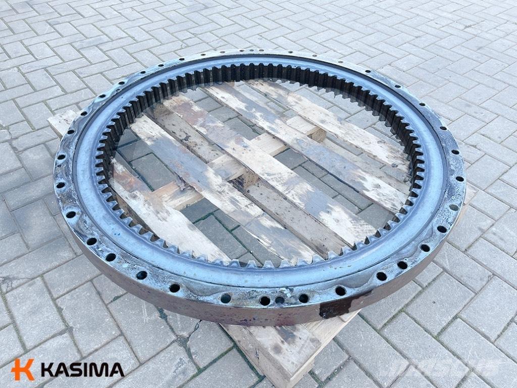 Doosan Slewing ring 履带、链条和底盘