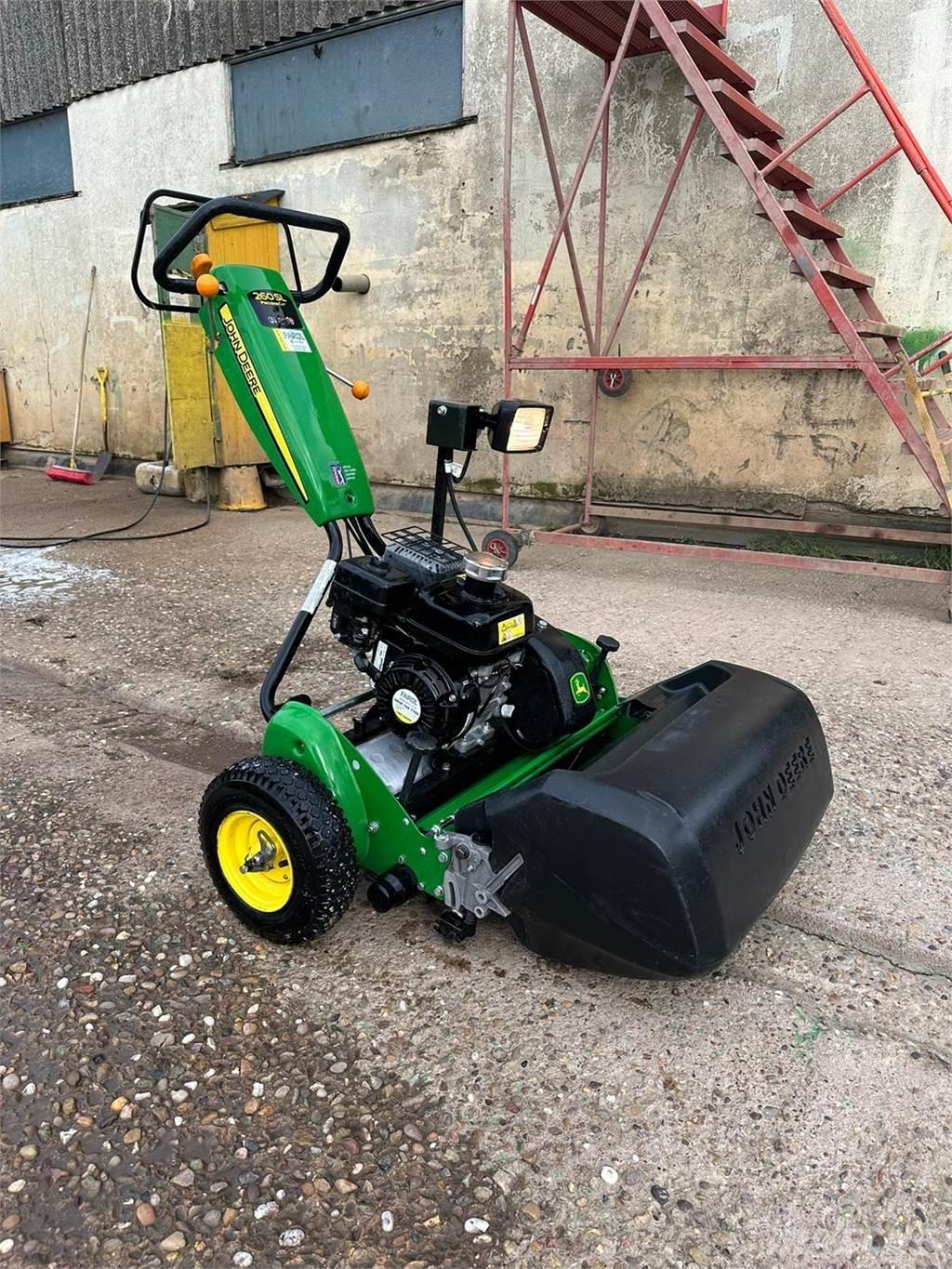 John Deere 260SL 手扶式割草机