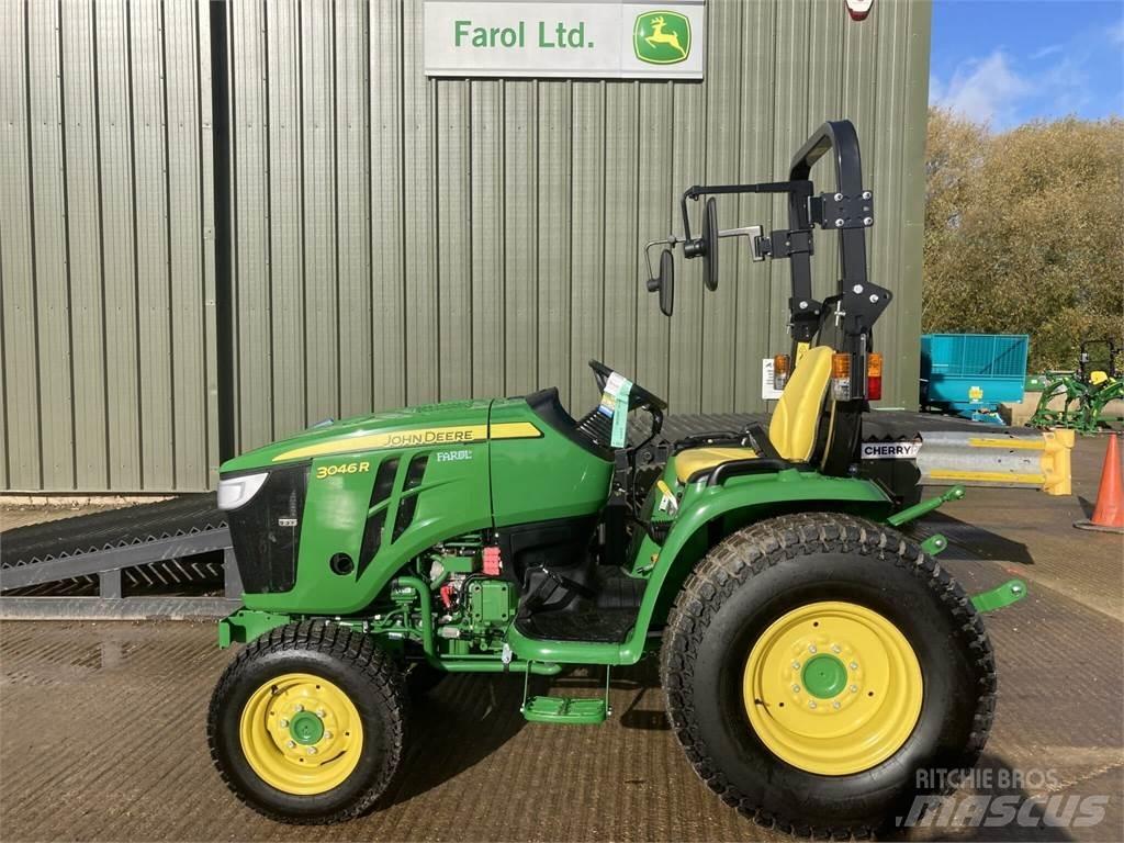 John Deere 3046R 小型拖拉机