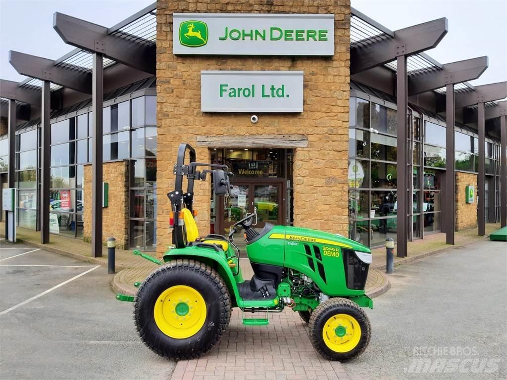 John Deere 3046R 小型拖拉机