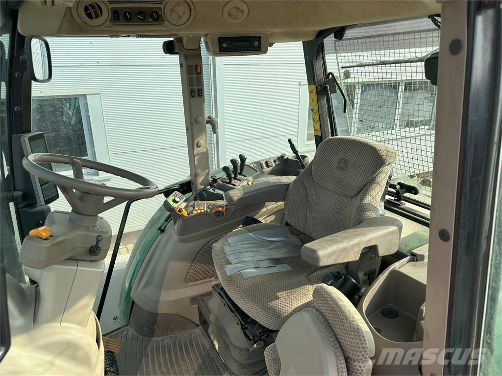 John Deere 5125R 拖拉机/农用车