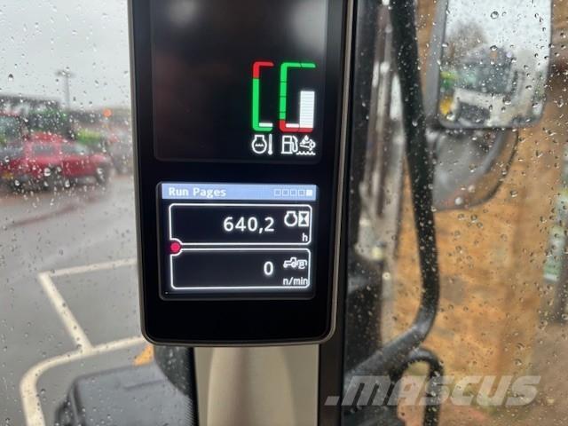 John Deere 6120M 拖拉机/农用车