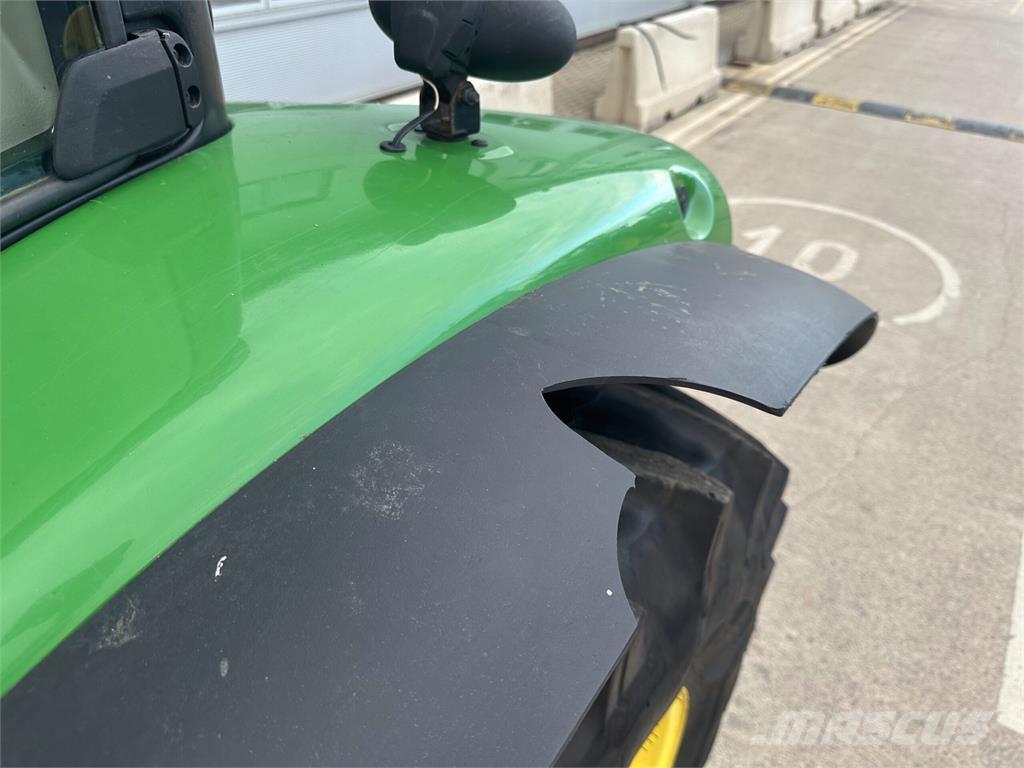 John Deere 6135R 拖拉机/农用车