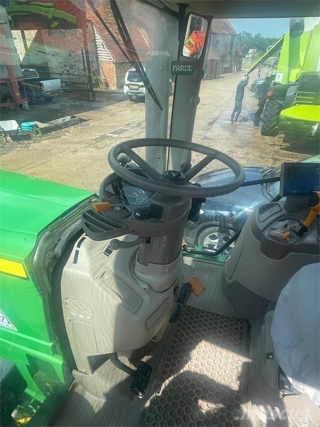 John Deere 6155R 拖拉机/农用车