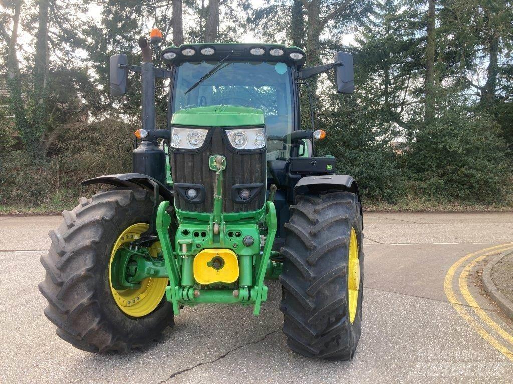 John Deere 6215R 拖拉机/农用车