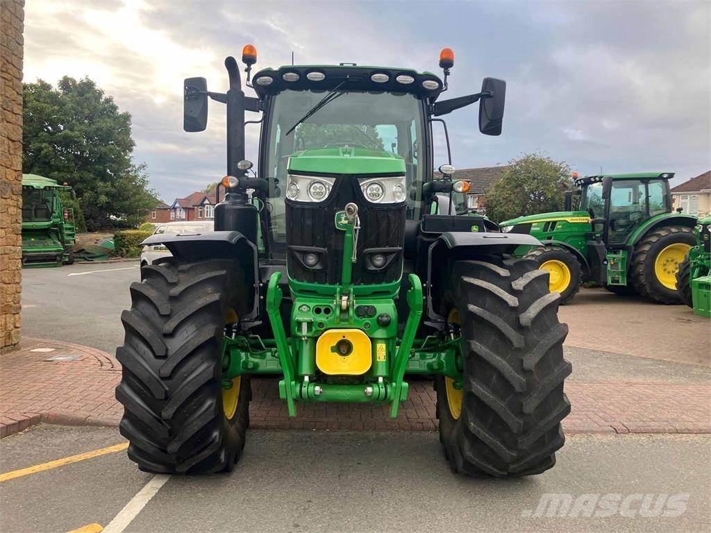 John Deere 6215R 拖拉机/农用车