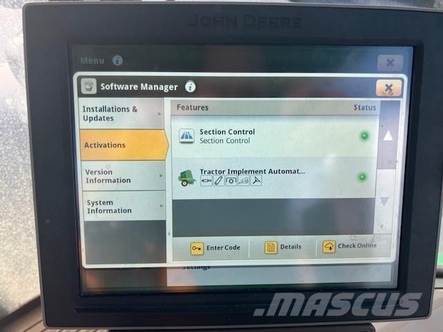 John Deere 6215R 拖拉机/农用车