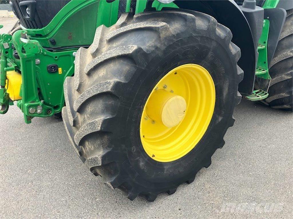John Deere 6250R 拖拉机/农用车