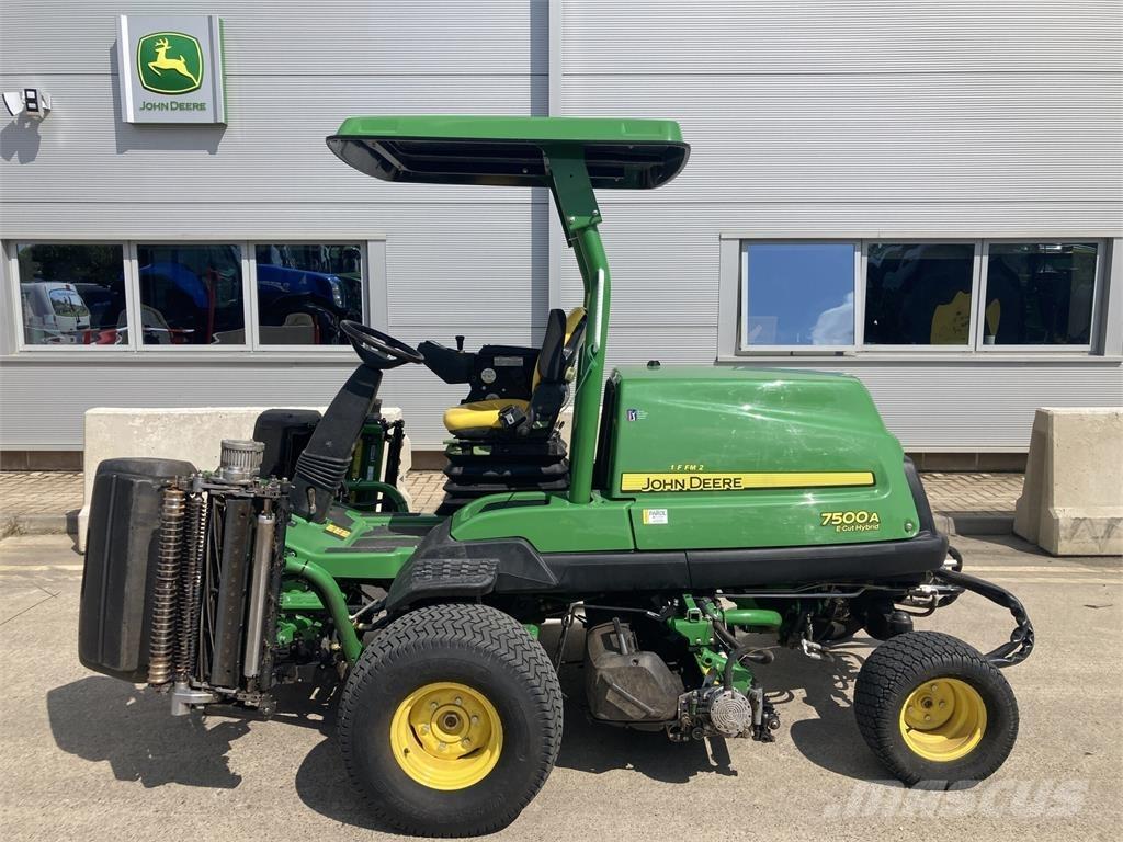 John Deere 7500AE 手扶式割草机