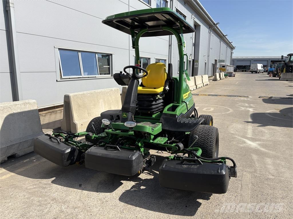 John Deere 7500AE 手扶式割草机
