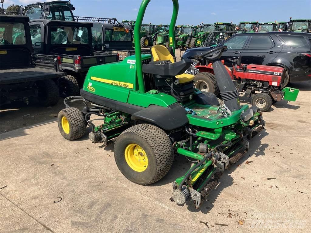 John Deere 7500AE 手扶式割草机