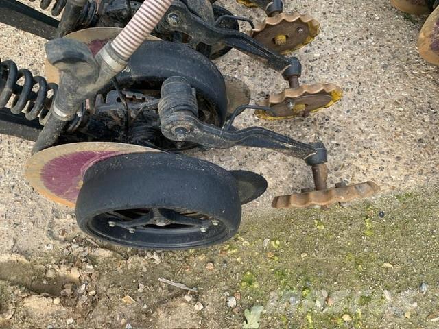 John Deere 750A 条播机