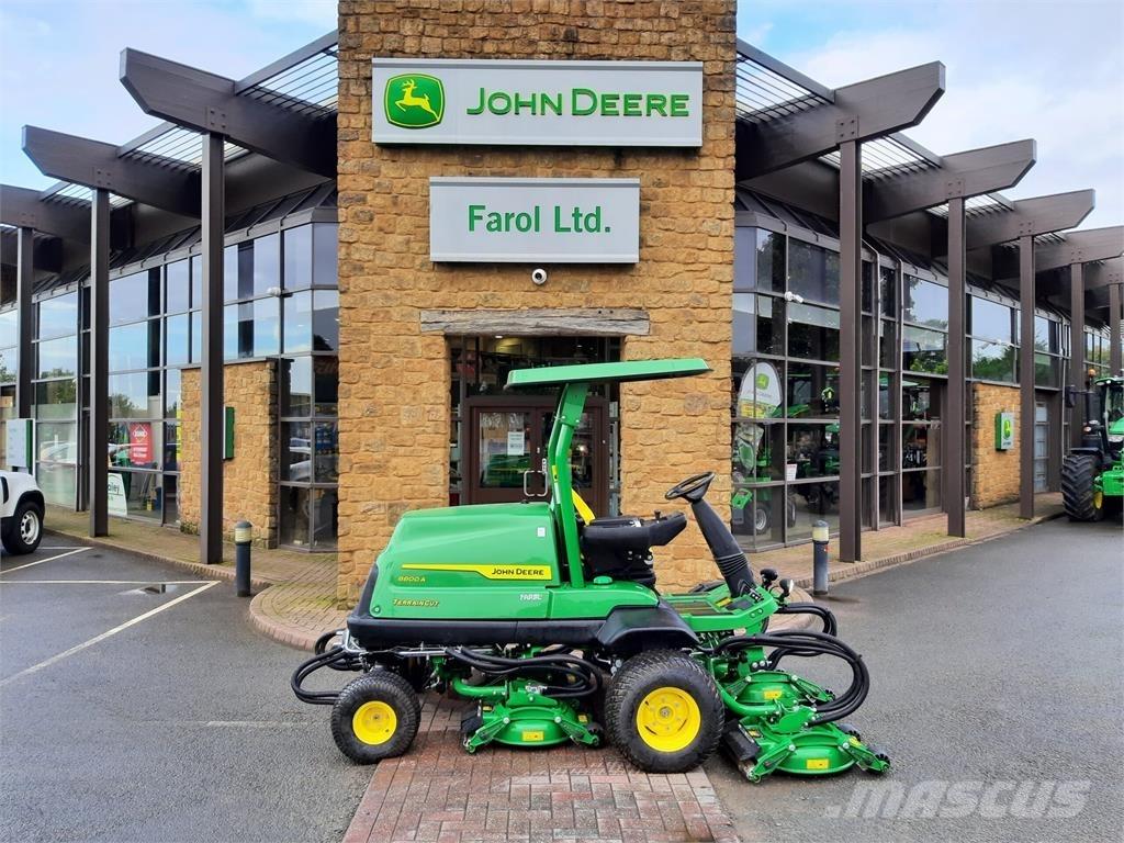 John Deere 8800A 手扶式割草机