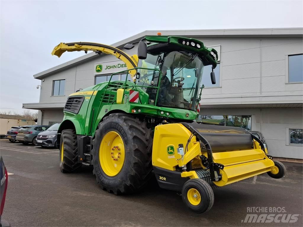 John Deere 9700i 自走式青贮饲料收割机