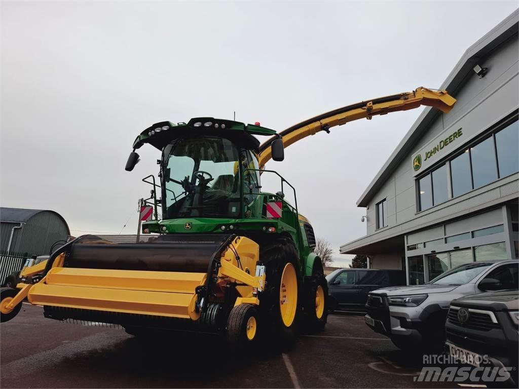 John Deere 9700i 自走式青贮饲料收割机